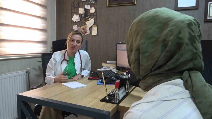 Uzm. Dr. Arslan: İleri derece böbrek yetmezliği olan hastalarda suyun fazla tüketilmesi faydadan çok, zarar getiriyor