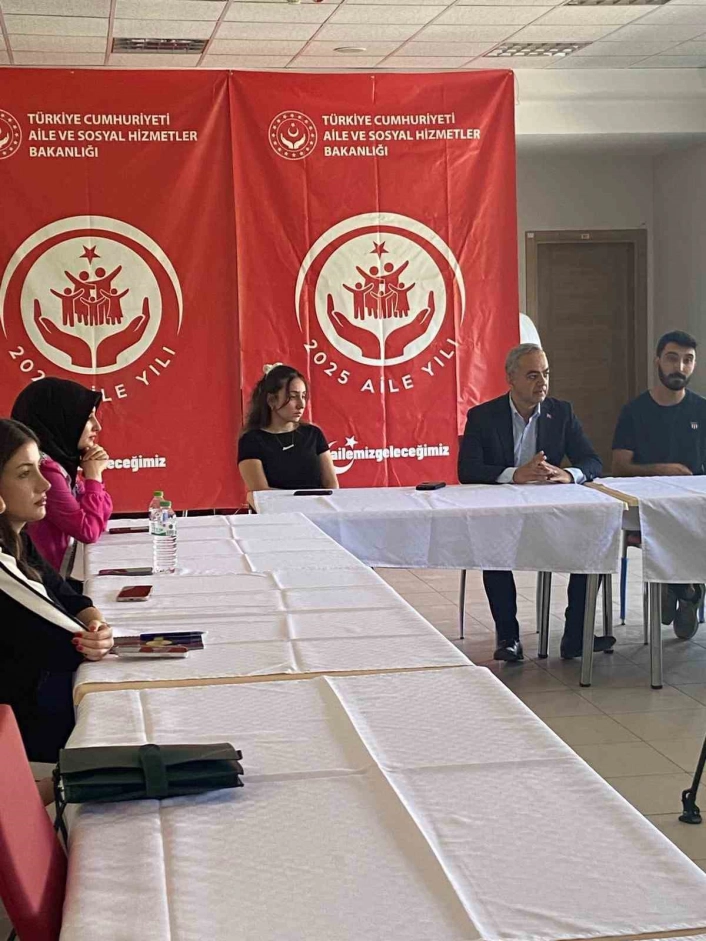 Elazığ'da 40 kişilik psikososyal ekibine eğitim