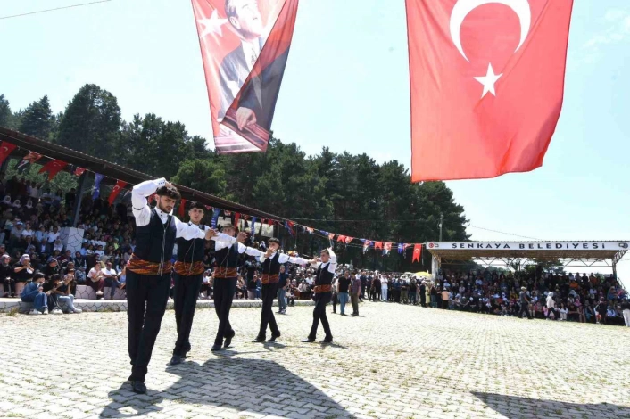 Gurbetçiler festivalde hasret giderdi
