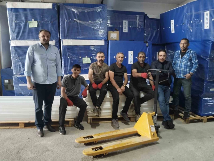 Hollanda'dan alınan minderler Erzurum'a ulaştı