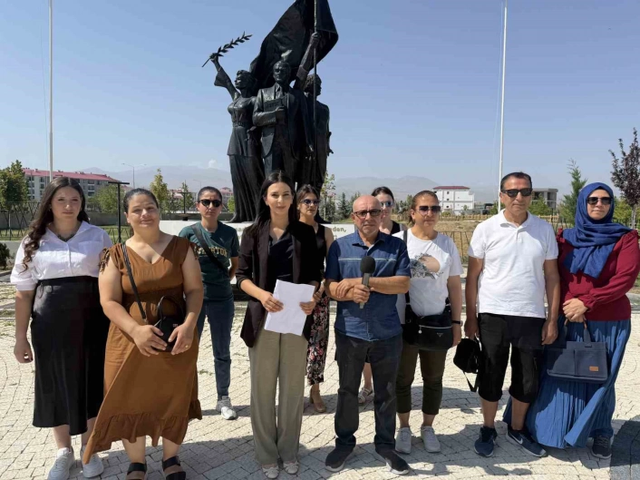 Iğdır Halk Oyunları temsilcisi Sili; ‘Değer görmek, görülmek, duyulmak istiyoruz’