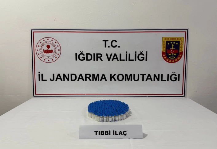 Iğdır'da kaçak sigara ve botoks operasyonu: 4 gözaltı