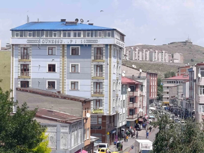 Kars'ta Haziran ayında konut satışları yüz güldürdü: 383 konut satıldı