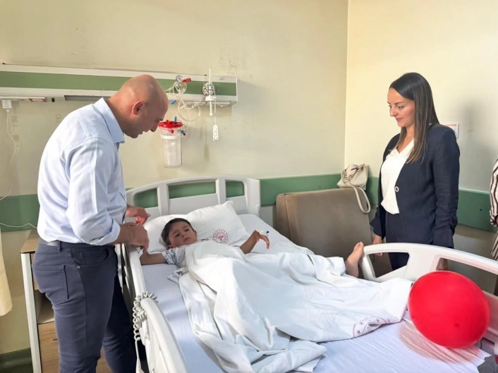 Kaymakam Ekinci'den sünnet çocuklarına moral ziyareti