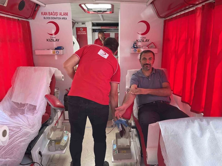 Bulanık'ta kan bağışı kampanyası düzenlendi