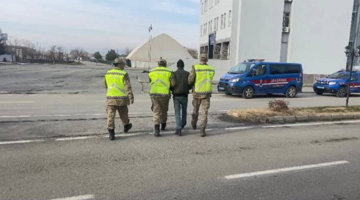 Muş'ta jandarmadan ''şok huzur ve güven'' uygulaması: 148 kişi yakalandı