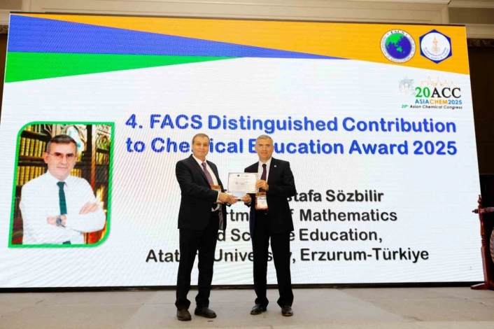Prof. Dr. Mustafa Sözbilir'e uluslararası kimya eğitim ödülü