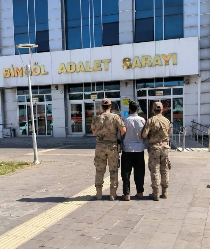 Bingöl'de aranan 2 şüpheli yakalandı