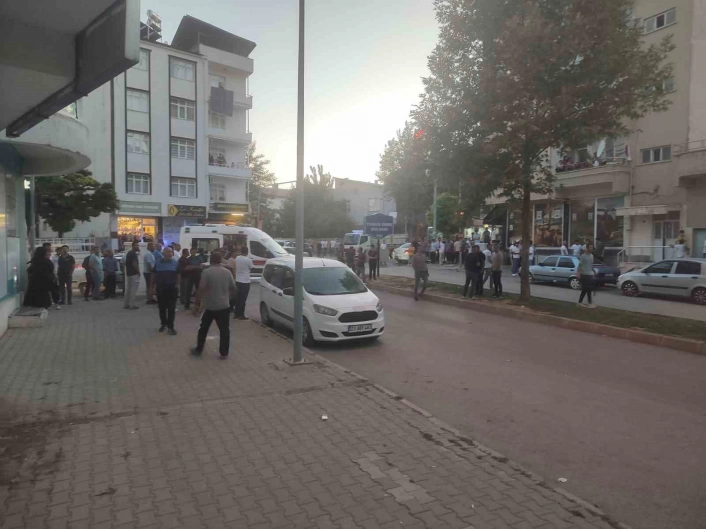 Alacak verecek meselesi kanlı bitti: 6 yaralı