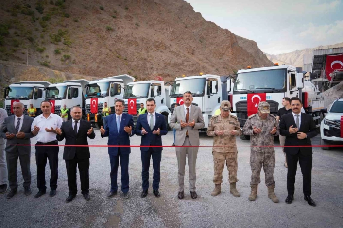 Hakkâri'ye 93 Milyonluk Araç Takviyesi