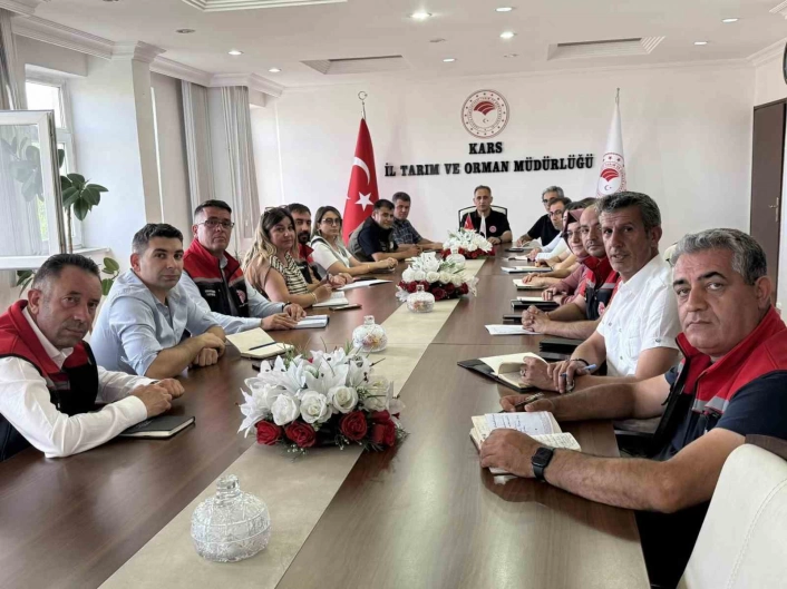 Kars'ta hayvan hastalıklarıyla mücadele toplantısı