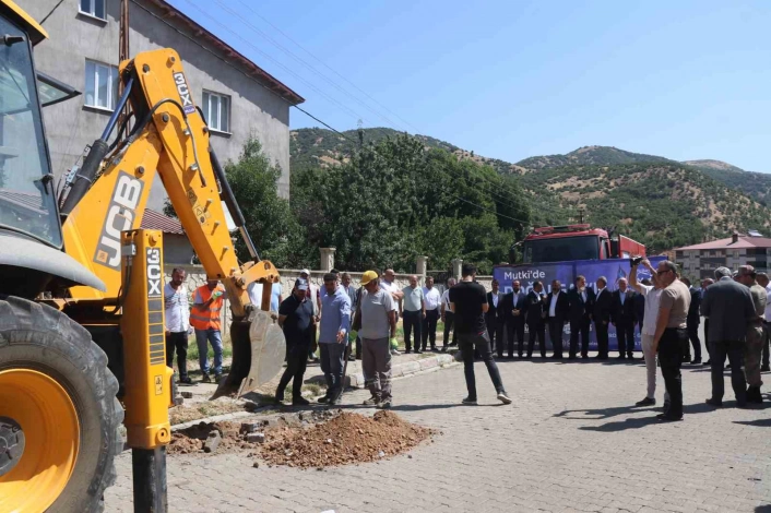 Mutki'de doğal gaz sevinci