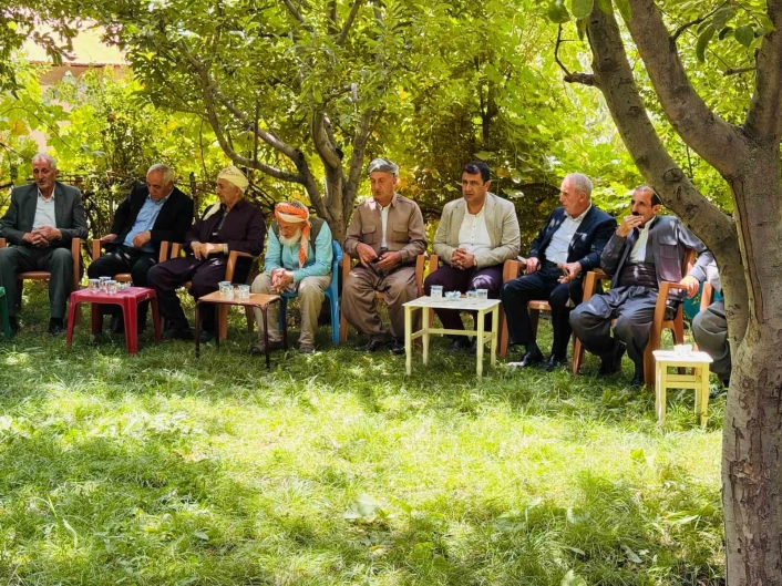 Şemdinli'de iki aile arasındaki husumet barışla sonuçlandı