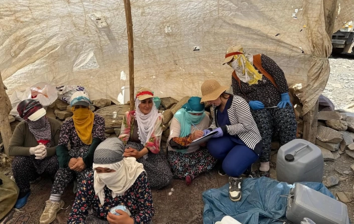 Yüksekova'da berivanlara süt hijyeni eğitimi verildi