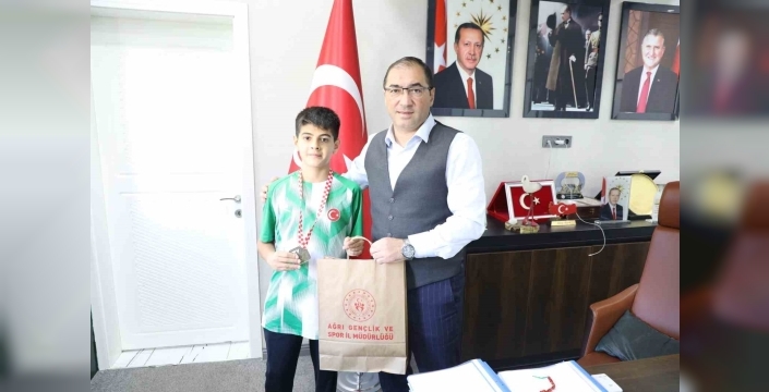 Ağrılı milli sporcu Eyüp Murat Alpaslan’dan büyük başarı