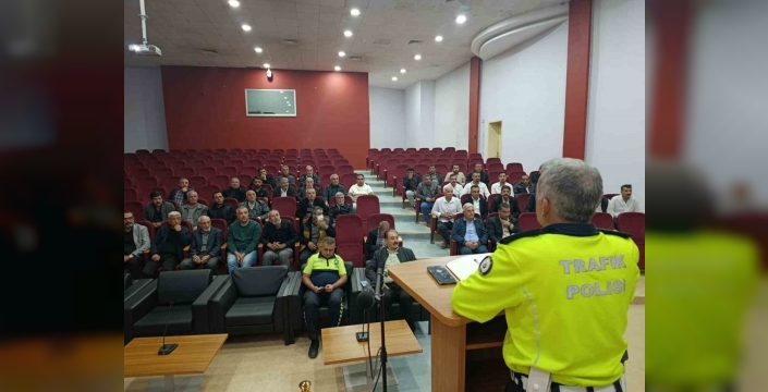 Malatya’da ticari taksi sürücülerine trafik bilgilendirmesi