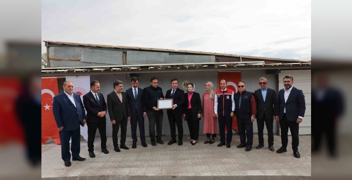 Vali Aydoğdu: ''Kaliteli üretimin ve üreticinin yanındayız''