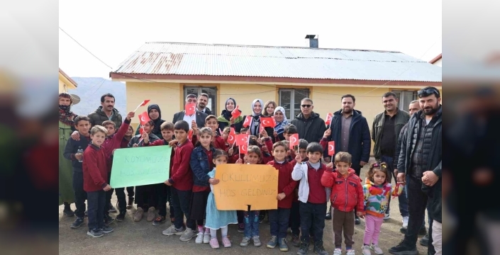 Ağrı’da ‘’Okulum Beni Bekler Projesi’’ ile 9 yaşındaki öğrenci yeniden okula döndü