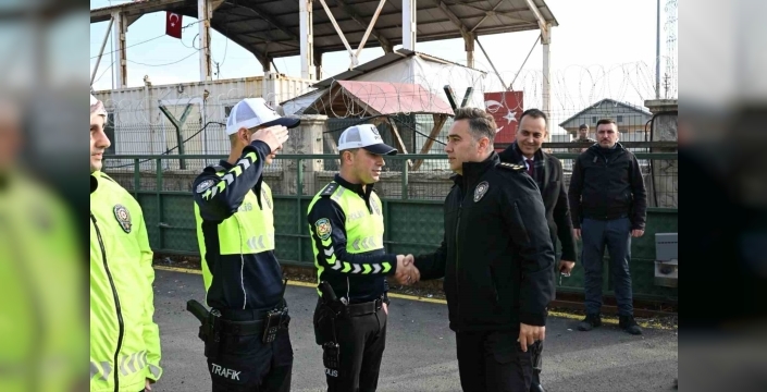 Ağrı Emniyet Müdürü Önder, trafik denetimlerini inceledi