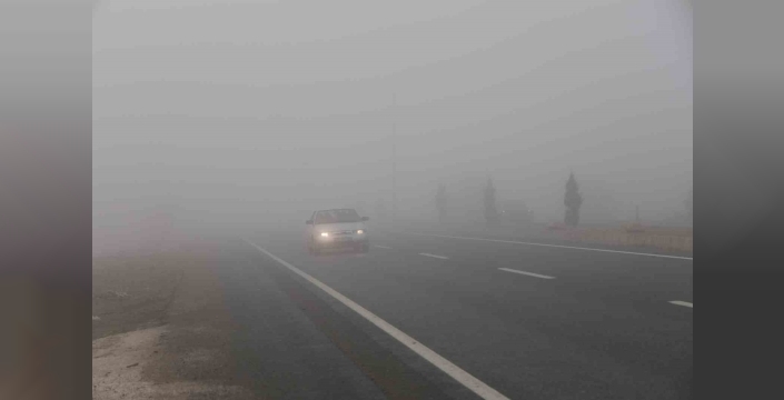 Elazığ’da sis etkili oldu