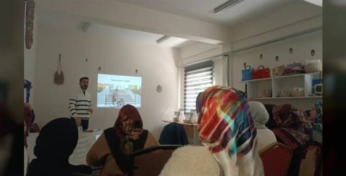 Engelli bireylere yönelik farkındalık semineri düzenlendi