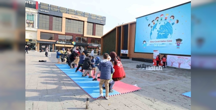 Erzincan’da Dünya Çocuk Hakları Günü etkinliklerine yoğun ilgi