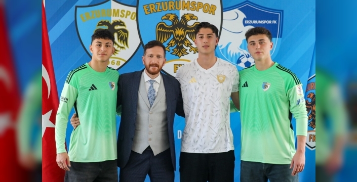 Erzurumspor’da gençlere imza attırıldı