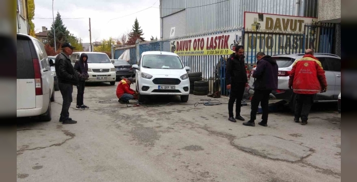 Kış lastiği uygulaması başladı: Lastikçilerde yoğunluk arttı