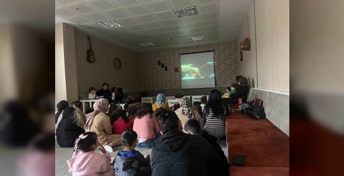 Patnos gençlik merkezinde sinema etkinliği ilgi gördü