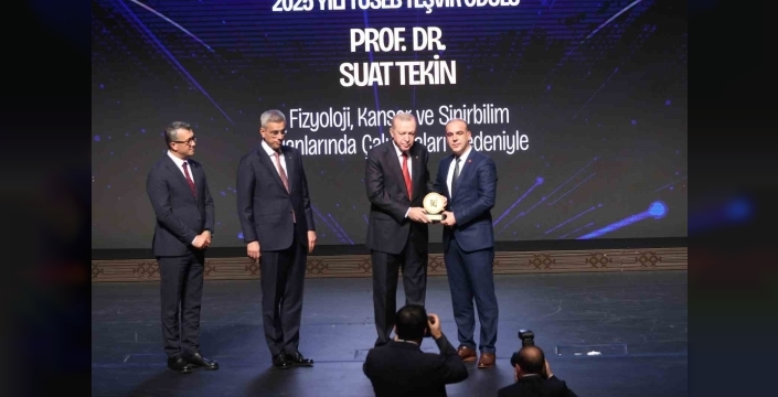 Prof. Dr. Suat Tekin’e TÜSEB Aziz Sancar teşvik ödülü
