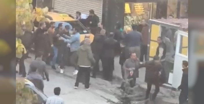 Yüksekova’da cadde ortasında kavga