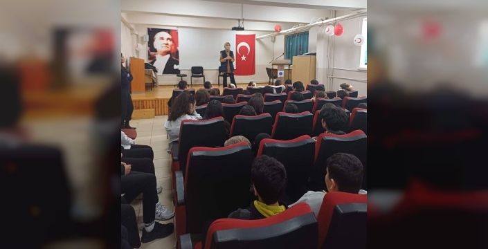 Erzincan’da öğrencilere siber suçlarla mücadele eğitimi