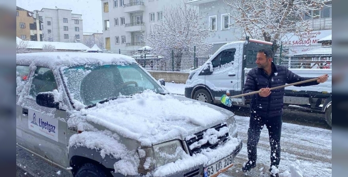 KARLIOVA ADININ HAKKINI VERDİ: Bingöl'de Yüksekler Beyaza Boyandı!