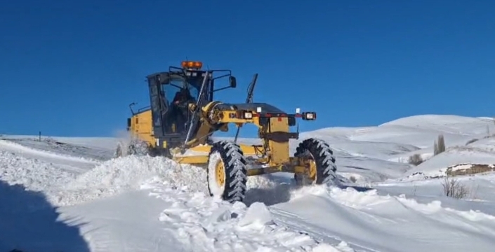 Kars’ta kapalı köy yolu kalmadı