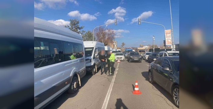 Kars’ta okul servislerine sıkı denetim: Öğrenci güvenliği öncelik