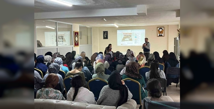 Bulanık'ta annelere uyuşturucuyla mücadele eğitimi