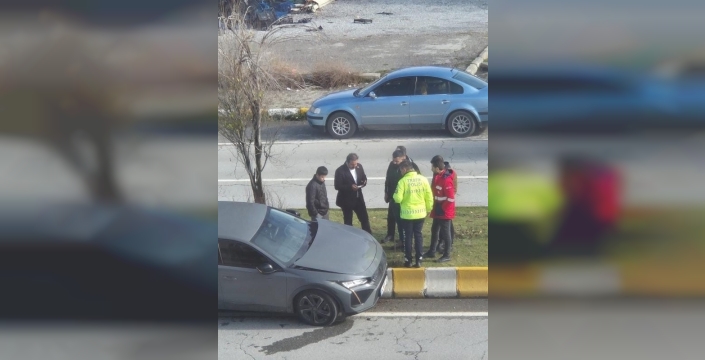 Şırdancı Mehmet, Muş'ta yayaya çarptı: Kadının kolu ve bacağı kırıldı