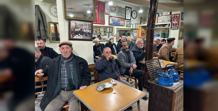 Van’da soba başında 83 yıllık çay geleneği