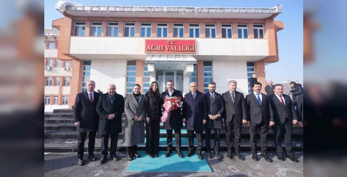 Bakan Tekin: ''İlk defa ortaöğretim kurumlarına kayıt yaptıran öğrencilerimizde mesleki ve teknik eğitimin oranı yüzde 43’e çıktı''