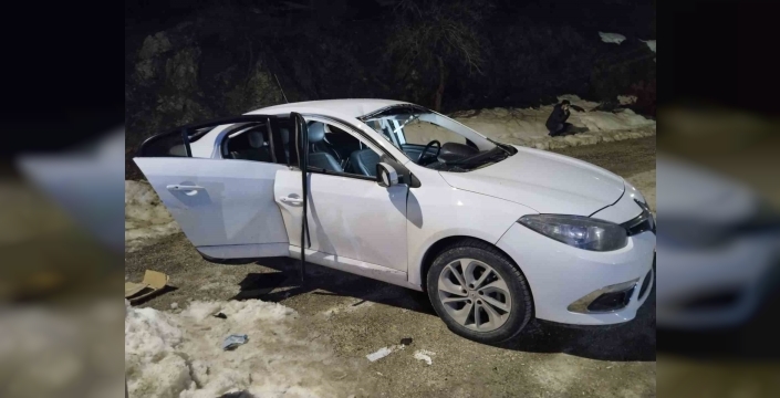 Araç içerisinde patlama: 3 yaralı