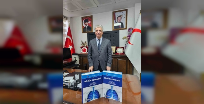 227 bilim insanının katkı sunduğu ''Göğüs Cerrahisi'' kitabı yayımlandı