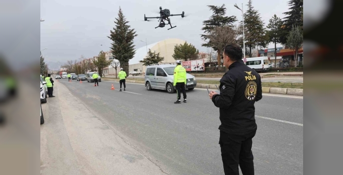 Elazığ’da dron destekli trafik uygulaması
