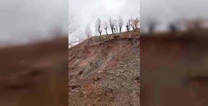 Elazığ’da toprak kayması