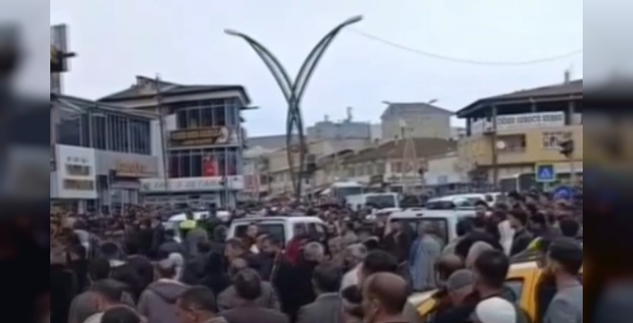 Erciş’te taşlı sopalı kavga: 3 yaralı