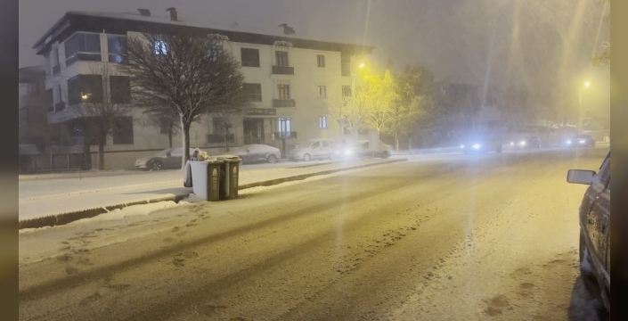 Erzincan’da kar yağışı