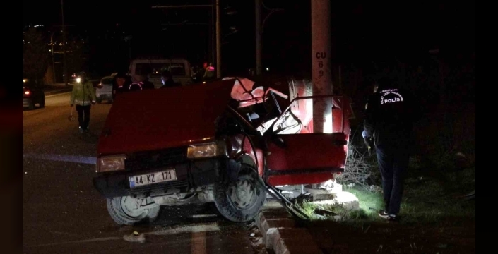 Malatya’da üç aracın karıştığı kazada 2 kişi yaralandı