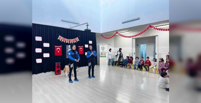 Polislerden öğrencilere güvenlik eğitimi
