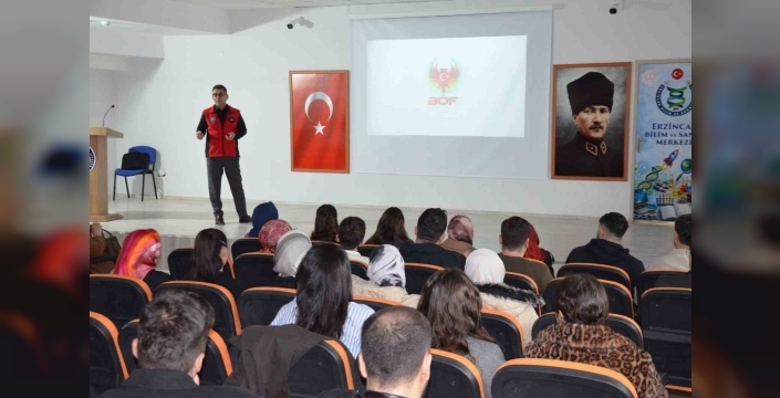Erzincan’da öğretmenlere terörle mücadele farkındalık semineri