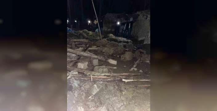 Van’da ahır çöktü: 56 küçükbaş hayvan telef oldu