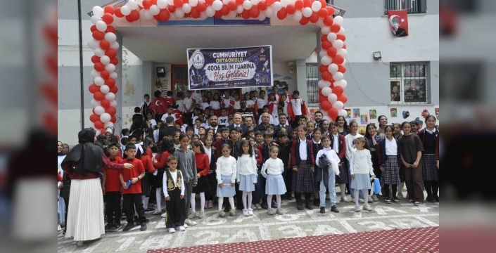 Cumhuriyet İlk ve Ortaokulu’nda ‘Bilim ve Sanat Şöleni’ düzenlendi